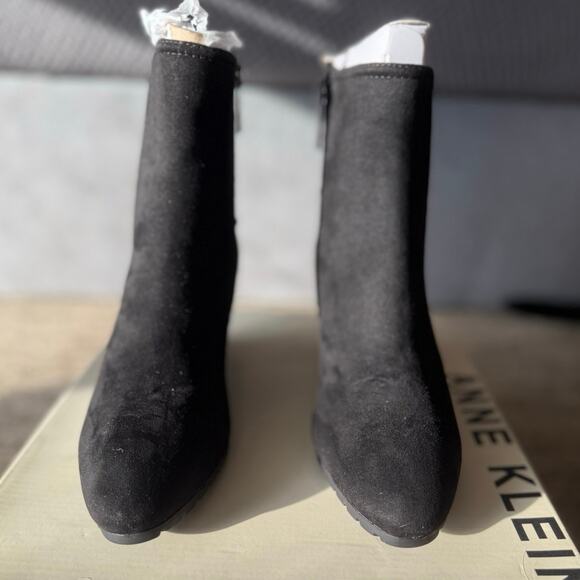 New‎ Anne Klein Akviki Black Suede Wedge Boot 6.5 - Picture 2 of 8